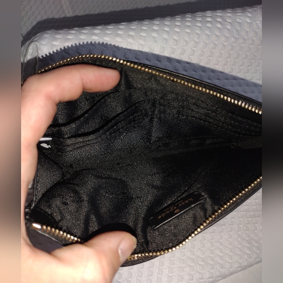 Kate Spade Staci Medium Black L-Zip Wristlet - Picture 7 of 10
